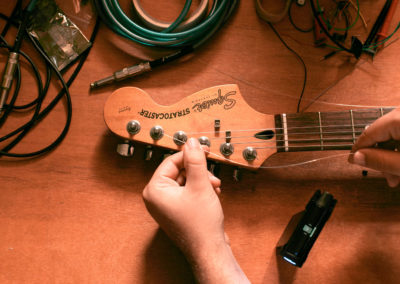 Top 3 des applications gratuites pour bien accorder sa guitare sur IOS et Android