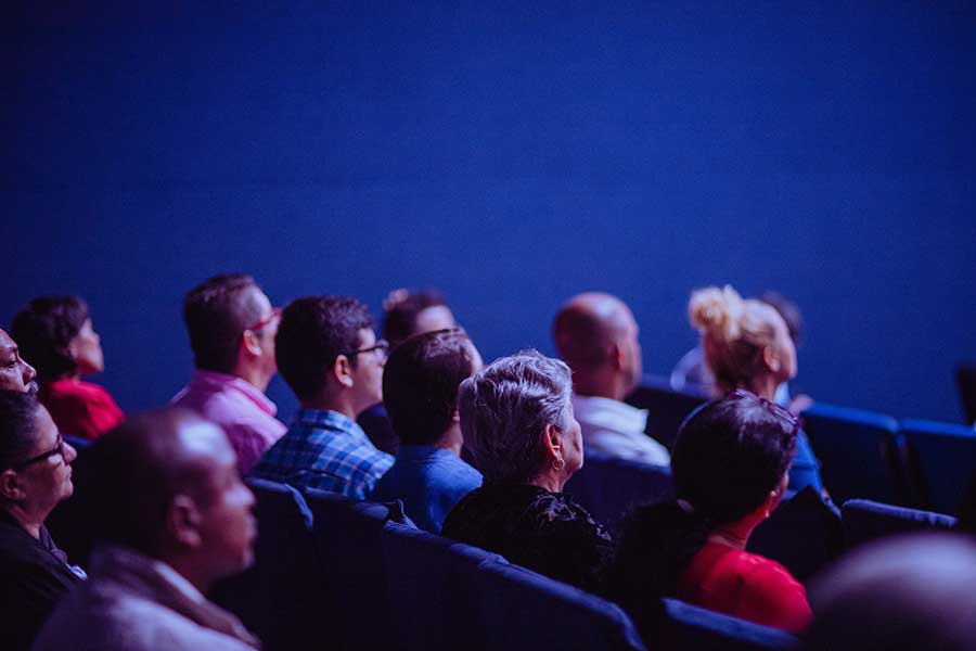 des collaborateurs d'entreprise lors d'un séminaire